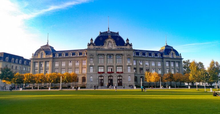 University of Bern - WUR